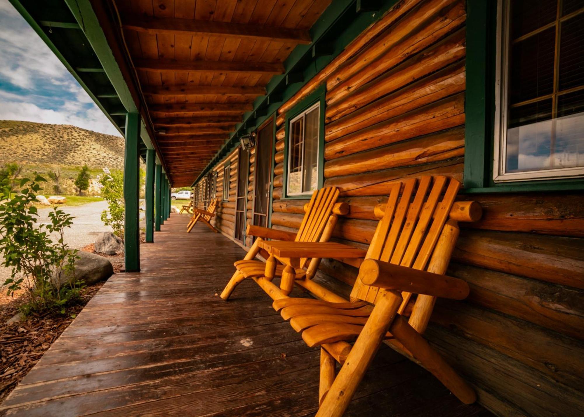 Chinook Winds Lodge Dubois Exterior photo